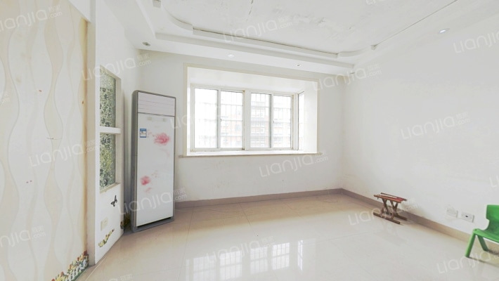 港苑新空间二手房实景图