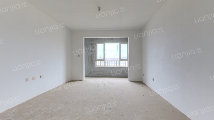 凯泽翡翠城二手房实景图