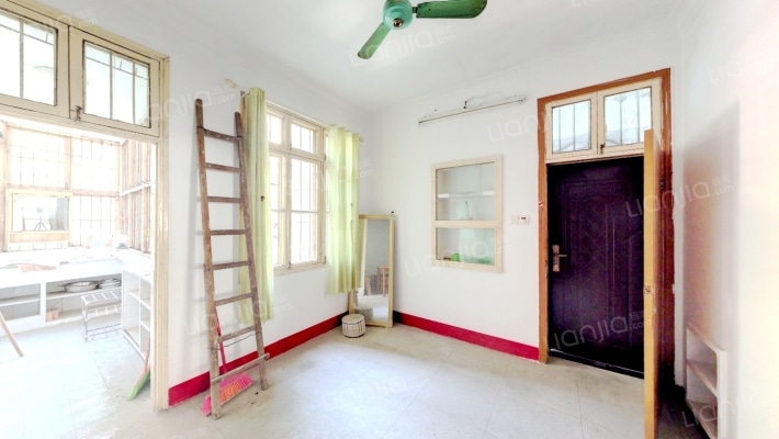 滨江东路110号二手房实景图