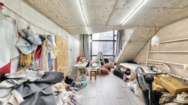 德力公社二手房实景图