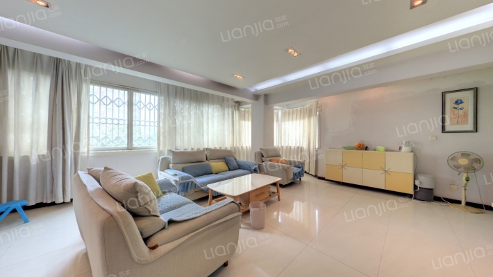 蓝剑广场小区二手房实景图