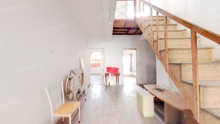 银龙花园一期南区二手房实景图