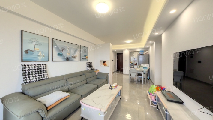 腾龙名悦公馆二手房实景图