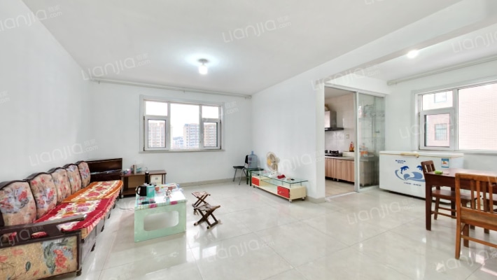 响河子社区虞河花园二手房实景图