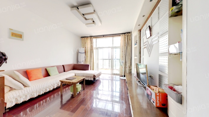 秀泽园南区二手房实景图