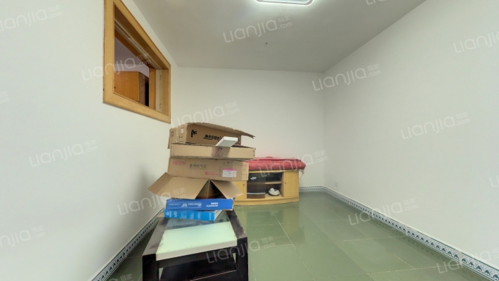 杂品宿舍二手房实景图