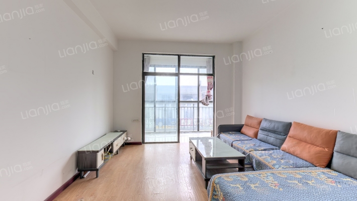 天润未来城南区二手房实景图