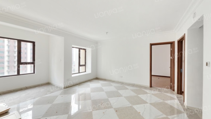 碧桂园翡翠郡二期二手房实景图