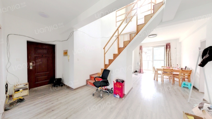 中亚东郡南区二手房实景图