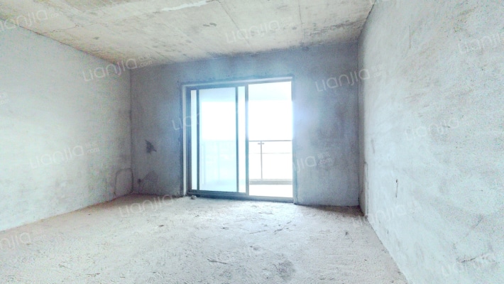 江湾南岸一期二手房实景图