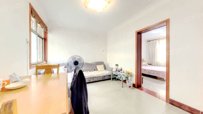 繁荣路23号二手房实景图