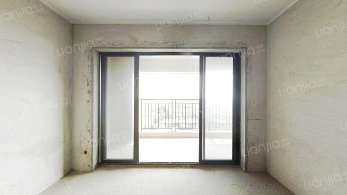 富元君澳豪庭二手房实景图