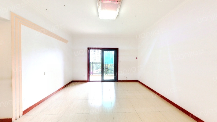 七彩华府二手房实景图