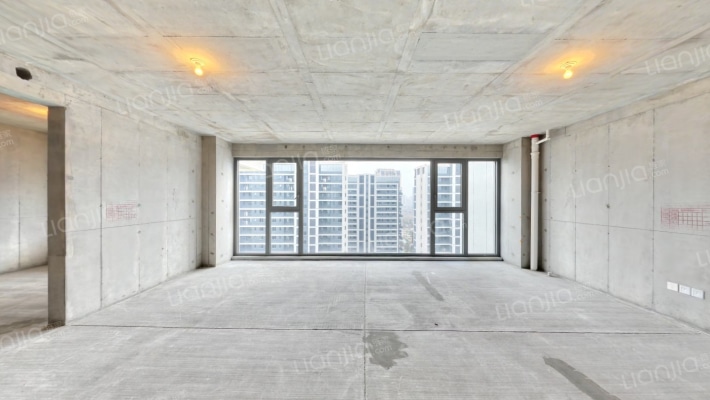 龙翔奥城云玺二手房实景图