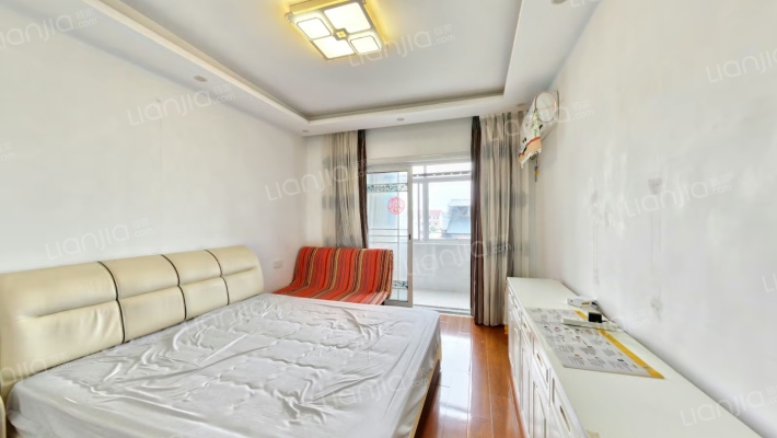 凤凰西街227号二手房实景图