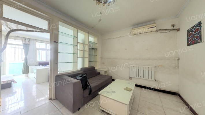 卧龙小区西区二手房实景图