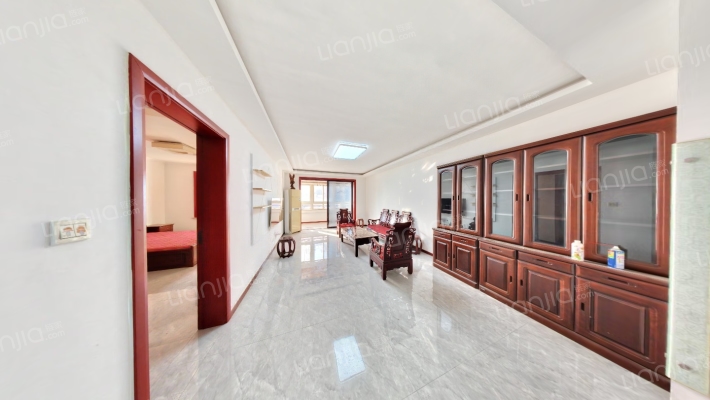 湖光山色北区二手房实景图