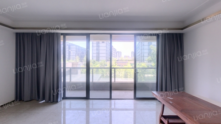 卧龙东方郡二手房实景图