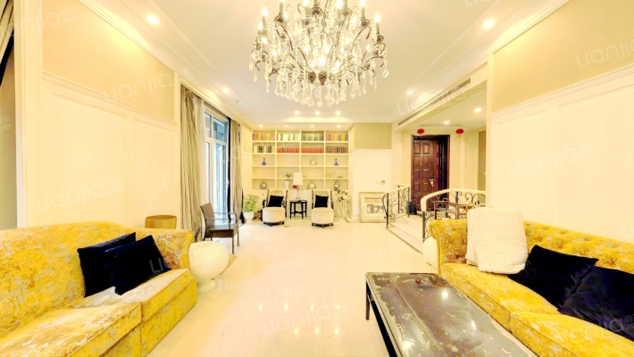 绿地香颂(浦东)(别墅)二手房实景图