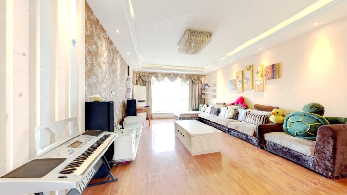 万润B区二手房实景图