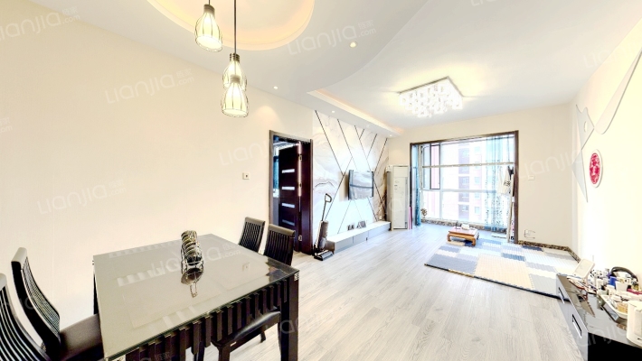 红磡领世郡常春藤二手房实景图