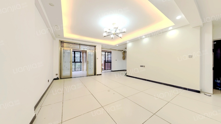 金海岸·天府花园水城二手房实景图