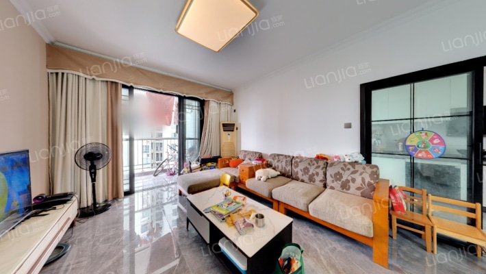 南国丽城二手房实景图