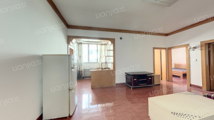 地下城堡歌城二手房实景图