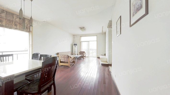 香江花园一二期二手房实景图