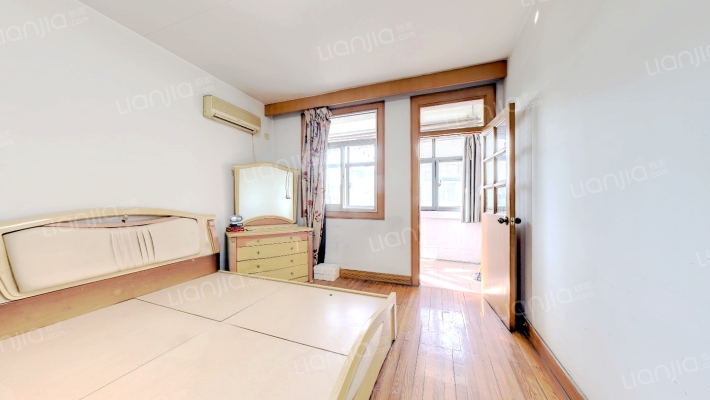 龙蟠里二手房实景图