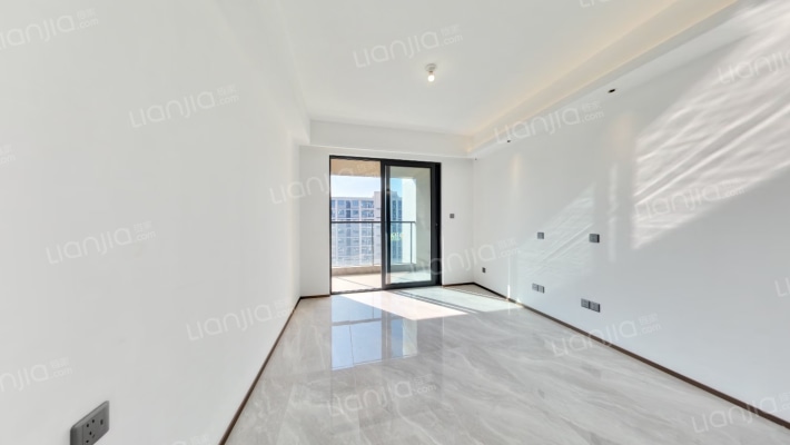 中建潮阅尚境府二手房实景图