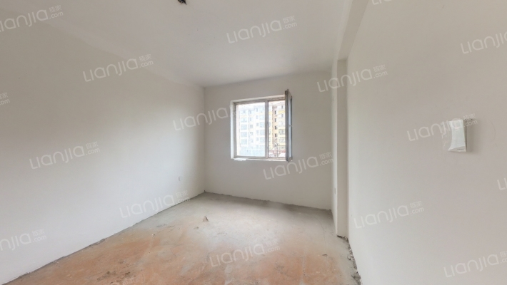 学院新城一期二手房实景图