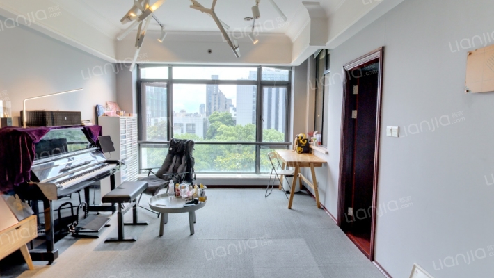 滨江金色蓝庭二手房实景图