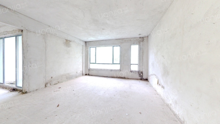 山水江南二手房实景图