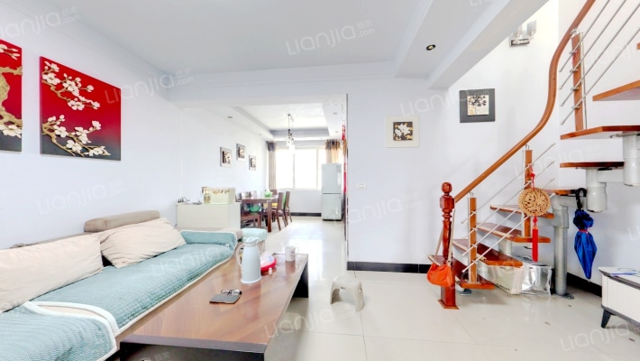 中房鸿蔚阁小区二手房实景图