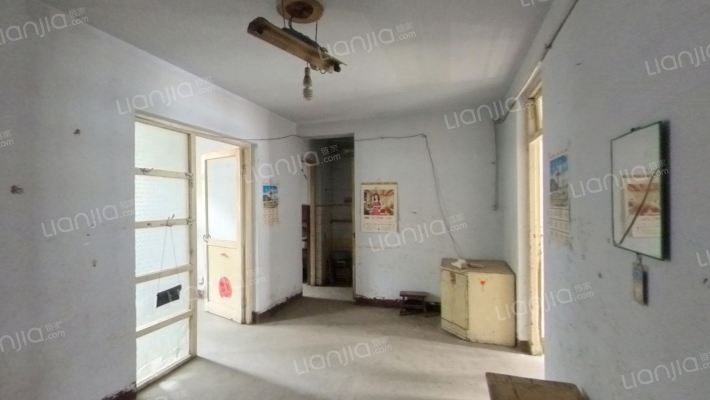 工程大学20号院二手房实景图