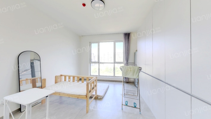 岩峰云裳二手房实景图