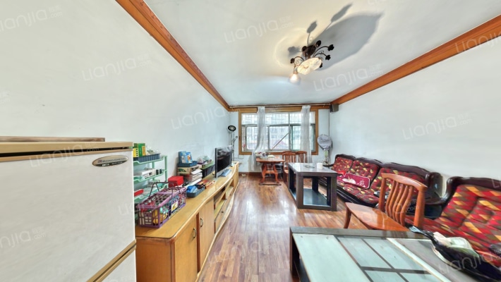 同心路二手房实景图