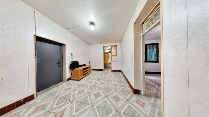 百花山路14号二手房实景图