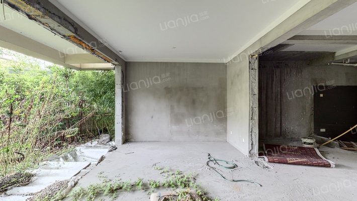 四季珑玥华府二手房实景图