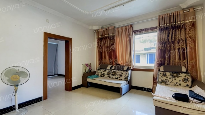 江滨小区二手房实景图