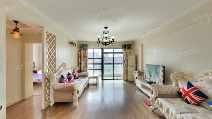 格兰春天一期二手房实景图