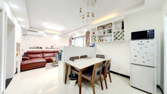 朗景园二手房实景图