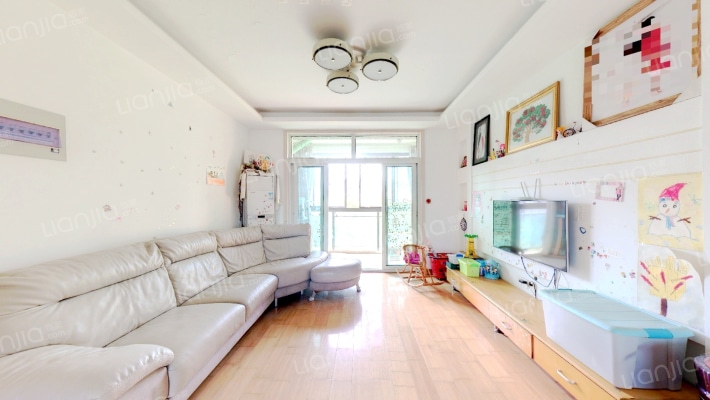 东城蓝郡二手房实景图