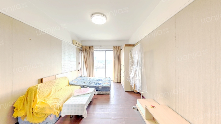 侨邦国际公寓二手房实景图