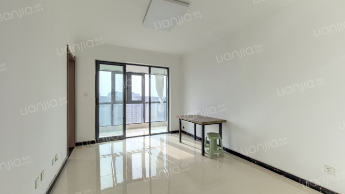 泰宏建业国际城21号院二手房实景图