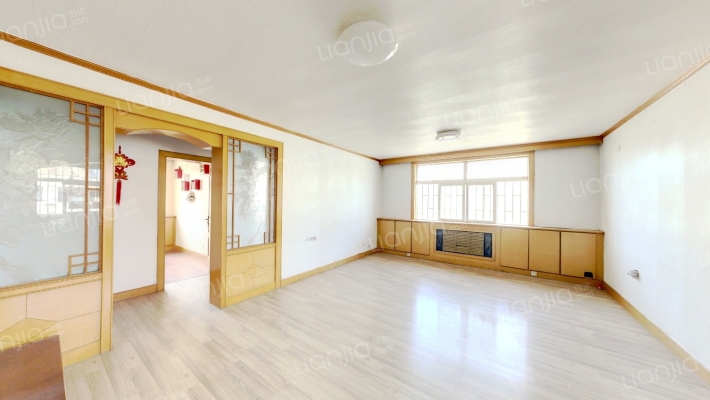 新府花园二手房实景图