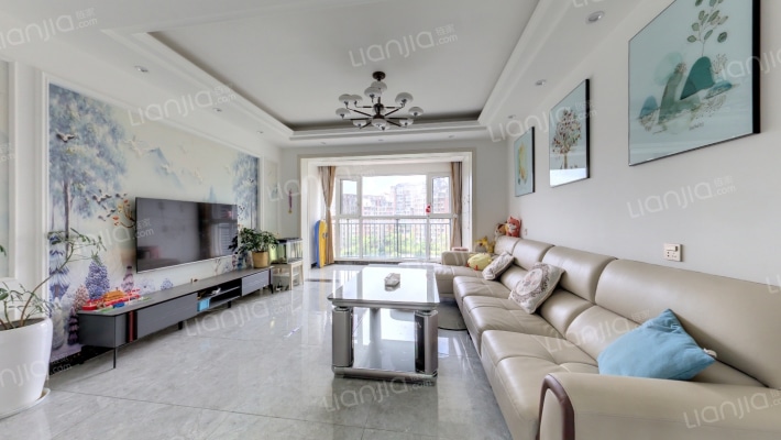 保利公园2010香槟花园二手房实景图