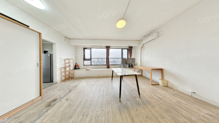 上实白洋港城一期二手房实景图