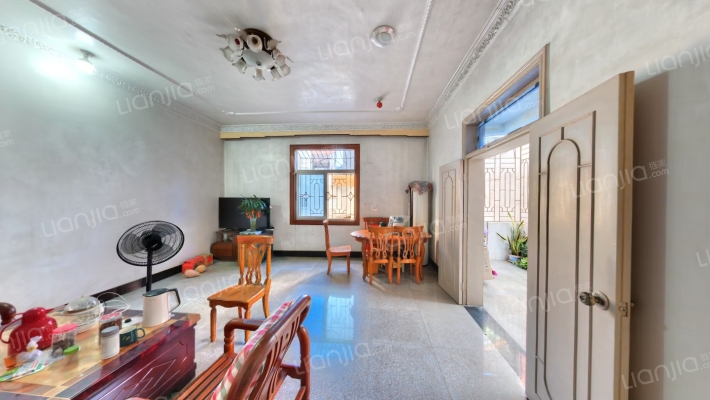 楼仔内二手房实景图